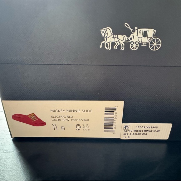 Disney 50th anniversary red slides unisex - Picture 4 of 4